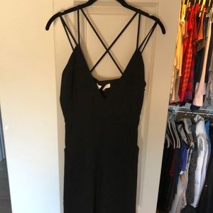 Strappy v-neck ROMPER in black